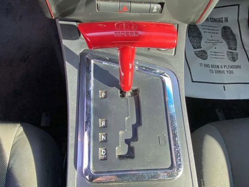 Used 2012 Dodge Challenger SXT image 15