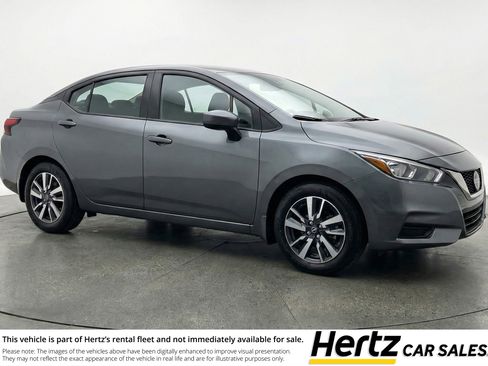 Used 2025 Nissan Versa SV image 1