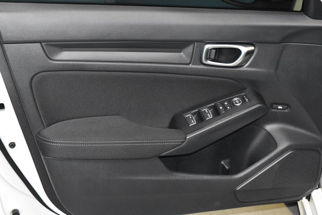 Used 2024 Honda Civic Sport image 4