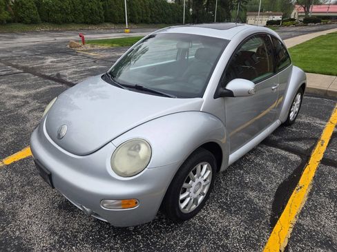 Used 2005 Volkswagen Beetle GLS FWD image 3