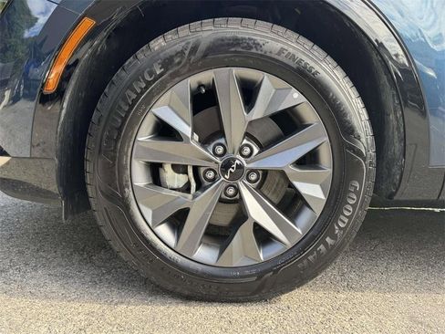 Used 2023 Kia Sportage SX Prestige image 9