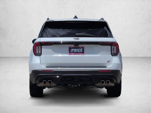 Used 2025 Ford Explorer ST w/ Sun And Sound Package AWD/4WD image 4