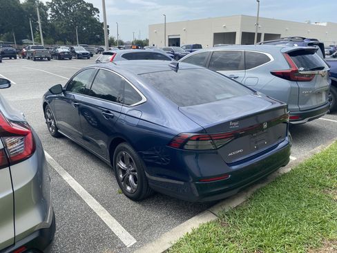 Used 2024 Honda Accord EX image 10