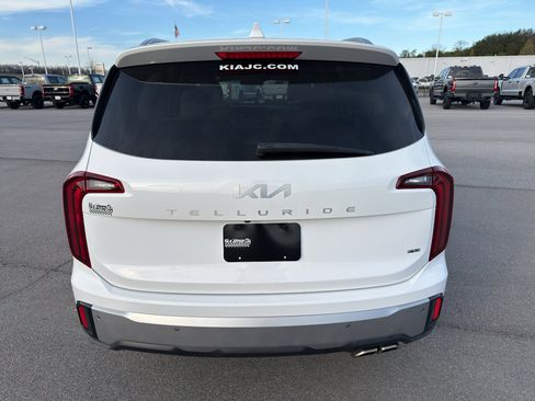 Used 2023 Kia Telluride S w/ S Sunroof Package image 4