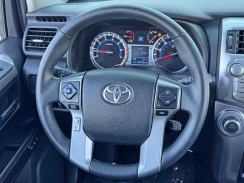 Used 2016 Toyota 4Runner Limited image 19