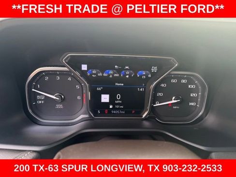 Used 2021 GMC Yukon XL Denali w/ Denali Premium Package image 11