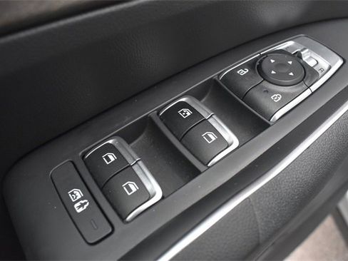 Certified 2023 Kia Sorento S w/ Panoramic Sunroof Package image 21