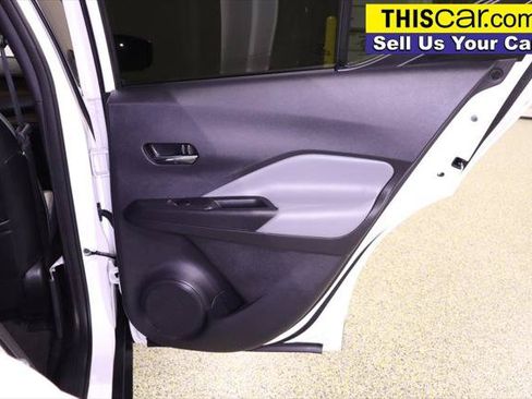 Used 2024 Nissan Kicks SR w/ SR Premium Package FWD image 30