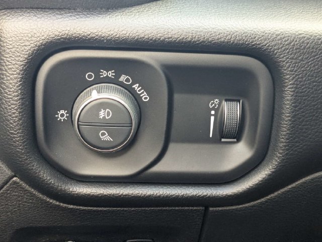 Used 2022 RAM 1500 Big Horn AWD/4WD image 22
