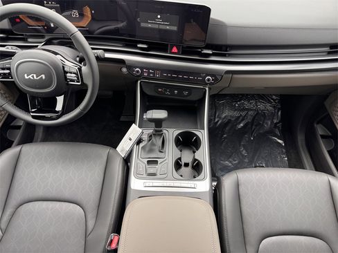 New 2026 Kia Carnival image 30