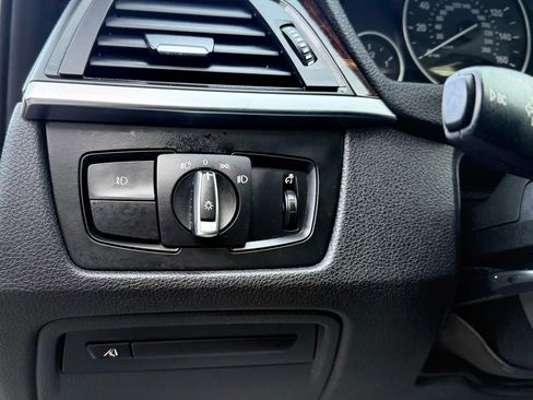 Used 2013 BMW 335i xDrive Sedan image 24