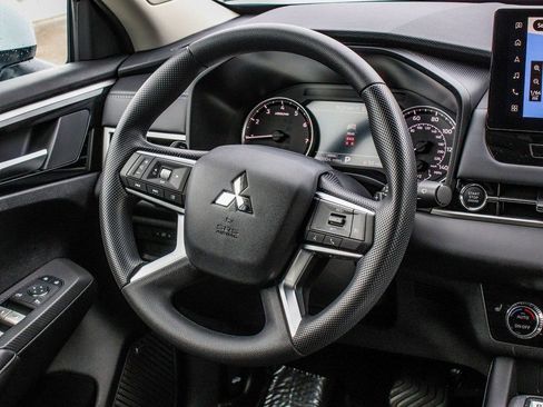 New 2026 Mitsubishi Outlander ES AWD/4WD image 25