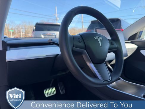 Used 2020 Tesla Model 3 Long Range image 17