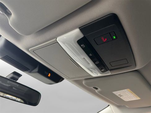 Used 2023 Mitsubishi Outlander ES image 23