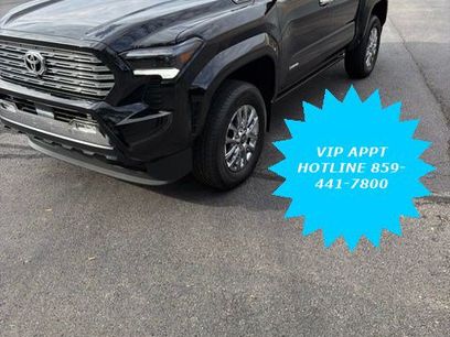 Used 2025 Toyota Tacoma Limited