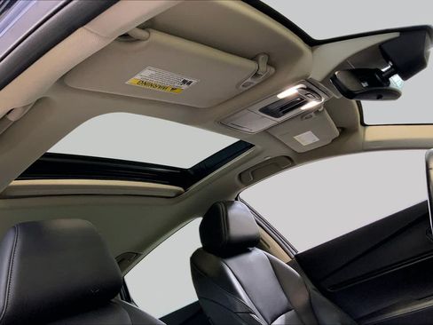 Used 2023 Honda Accord Touring image 13