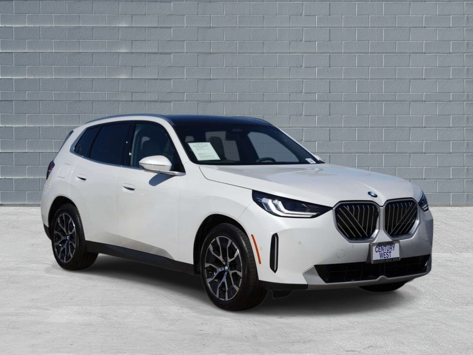 Used 2026 BMW X3 xDrive30i w/ Premium Package AWD/4WD image 1