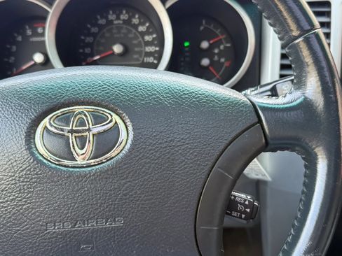 Used 2006 Toyota 4Runner Sport RWD image 28
