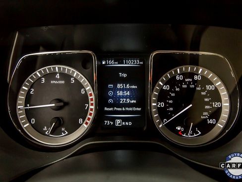 Used 2017 Nissan Titan SV image 15