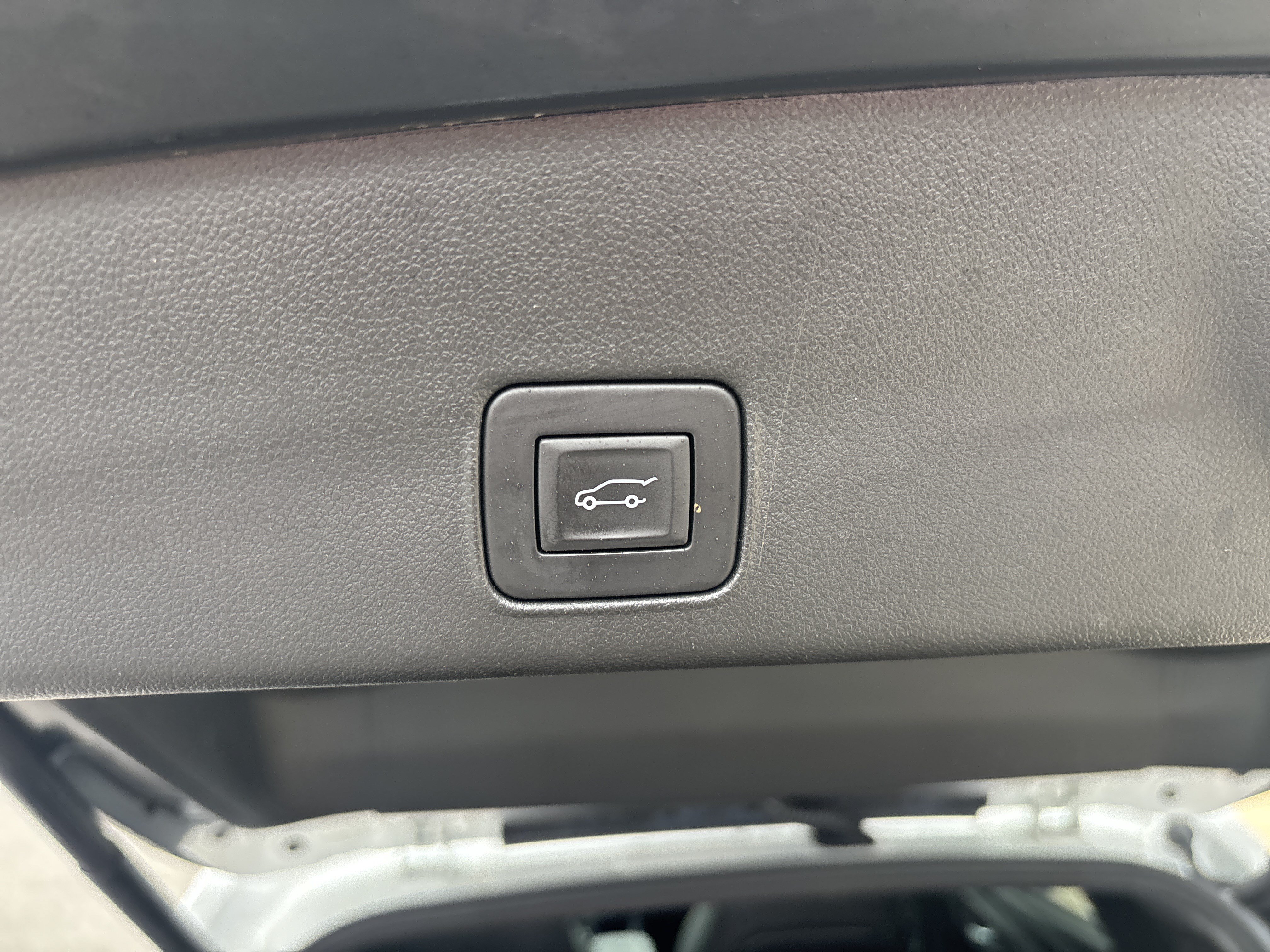 Used 2024 Chevrolet TrailBlazer ACTIV w/ Convenience Package AWD/4WD image 28