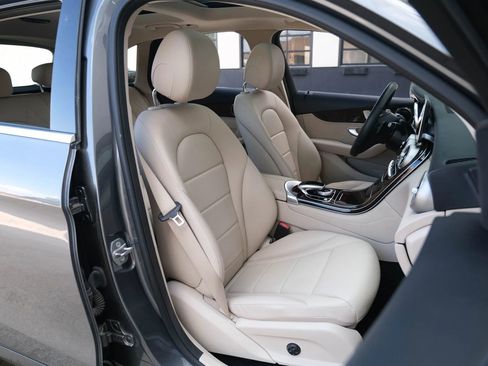Used 2018 Mercedes-Benz GLC 300 image 31