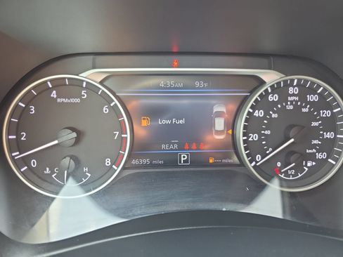 Used 2024 Nissan Sentra SV FWD image 18