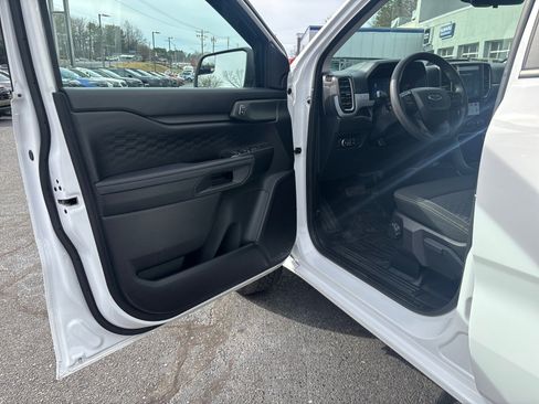 Used 2024 Ford Ranger XL image 8