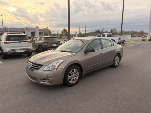 Used 2012 Nissan Altima 2.5 SL w/ 2.5SL Pkg image 1