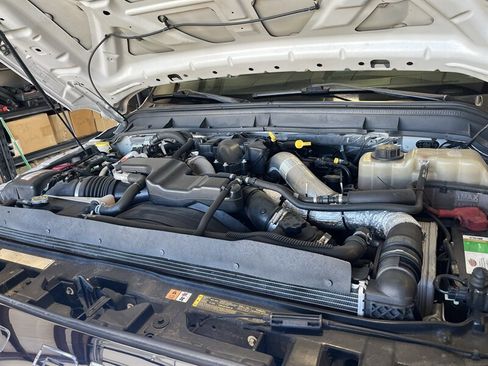 Used 2015 Ford F350 Lariat w/ Chrome Package image 14