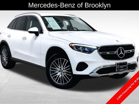 Certified 2025 Mercedes-Benz GLC 300 4MATIC image 1