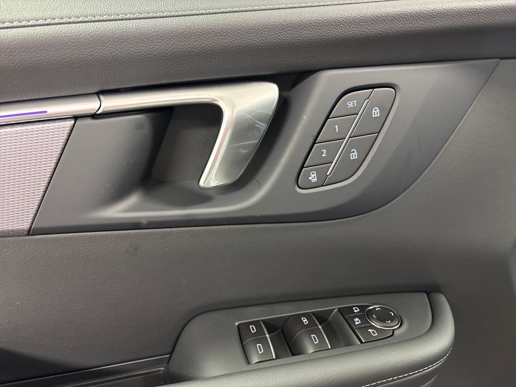 New 2026 Buick Enclave Sport Touring w/ Power Package FWD image 22