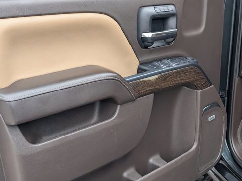 Used 2017 GMC Sierra 2500 Denali w/ Duramax Plus Package image 14