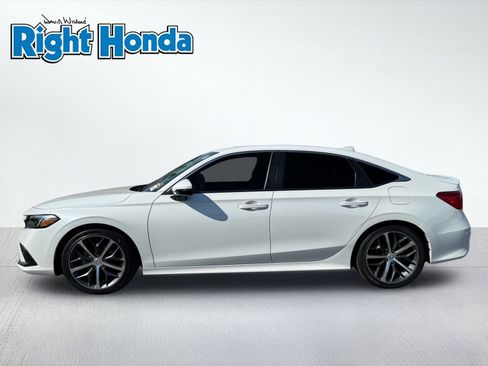 Certified 2023 Honda Civic Touring image 4