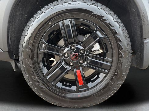 Certified 2025 Nissan Rogue SV AWD/4WD image 26