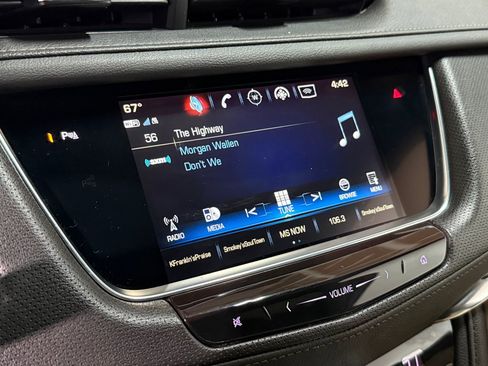 Used 2019 Cadillac XT5 FWD image 28