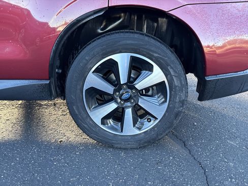 Used 2017 Subaru Forester 2.5i Premium w/ All-Weather Package image 13