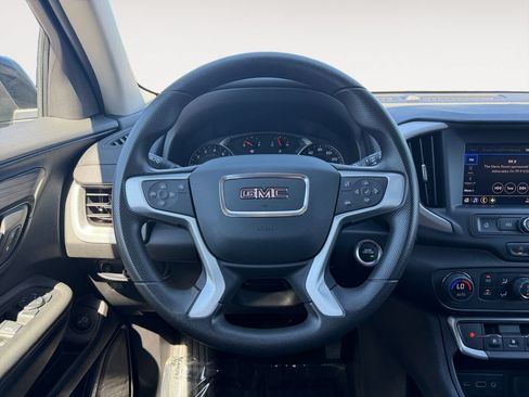 Used 2024 GMC Terrain SLE w/ Driver Convenience Package AWD/4WD image 13