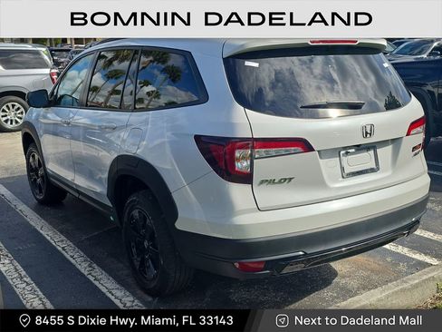 Used 2022 Honda Pilot TrailSport image 3