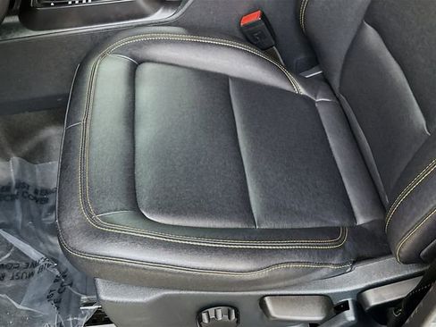 Used 2024 Ford Bronco Badlands image 19