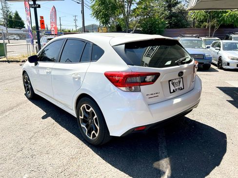 Used 2020 Subaru Impreza 2.0i image 2