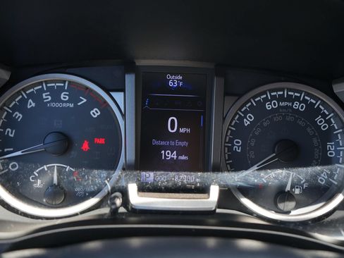 Used 2019 Toyota Tacoma Limited AWD/4WD image 20