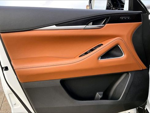 Certified 2026 INFINITI QX60 Autograph w/ Dark Cargo Package image 14