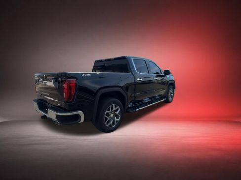 Certified 2022 GMC Sierra 1500 SLT w/ SLT Premium Plus Package AWD/4WD image 8
