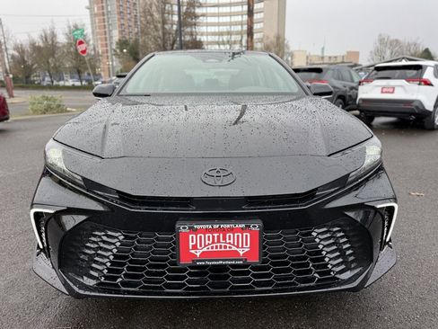 New 2026 Toyota Camry SE Nightshade image 3