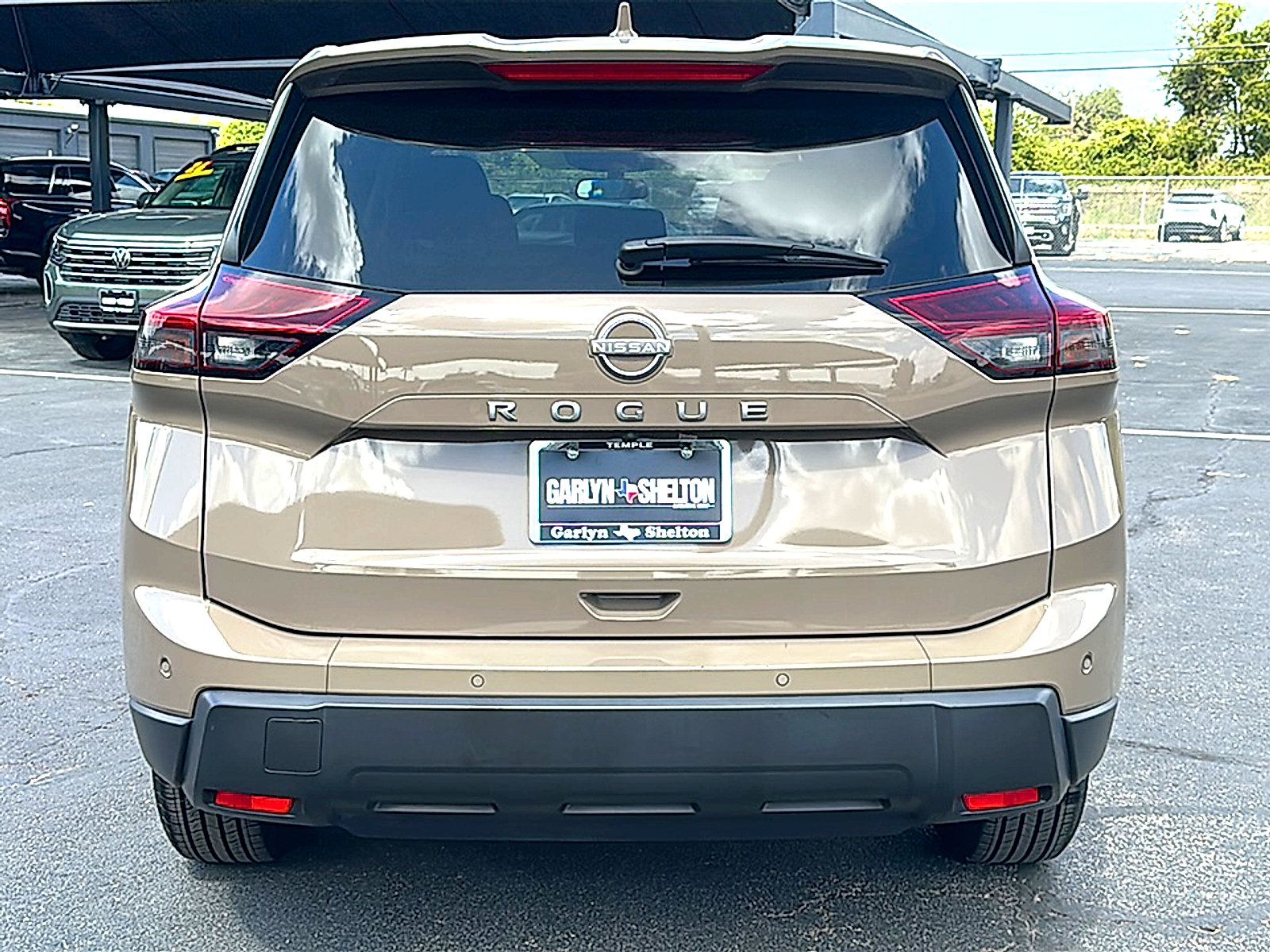 Used 2025 Nissan Rogue SV FWD image 7