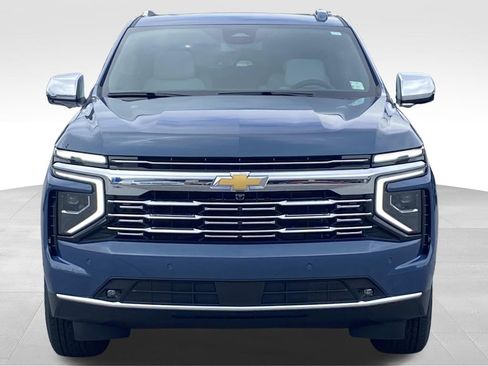 New 2026 Chevrolet Suburban Premier w/ Sun And Tow Package image 9
