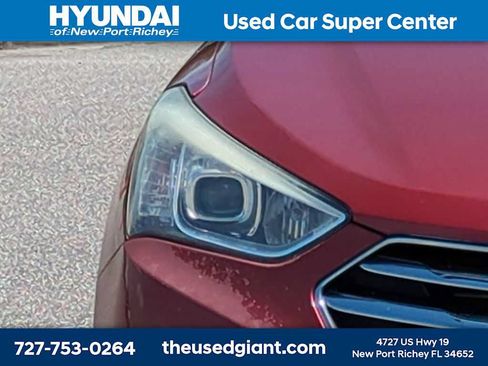 Used 2015 Hyundai Santa Fe Limited w/ Option Group 04 FWD image 9
