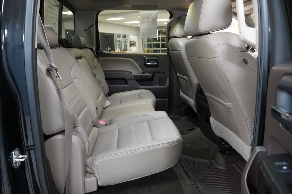 Used 2016 GMC Sierra 1500 Denali w/ Denali Ultimate Package AWD/4WD image 33