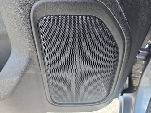 Used 2021 Chevrolet Silverado 1500 LT w/ Bed Protection Package RWD image 23