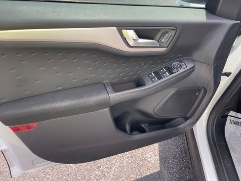 Used 2020 Ford Escape SE AWD/4WD image 9